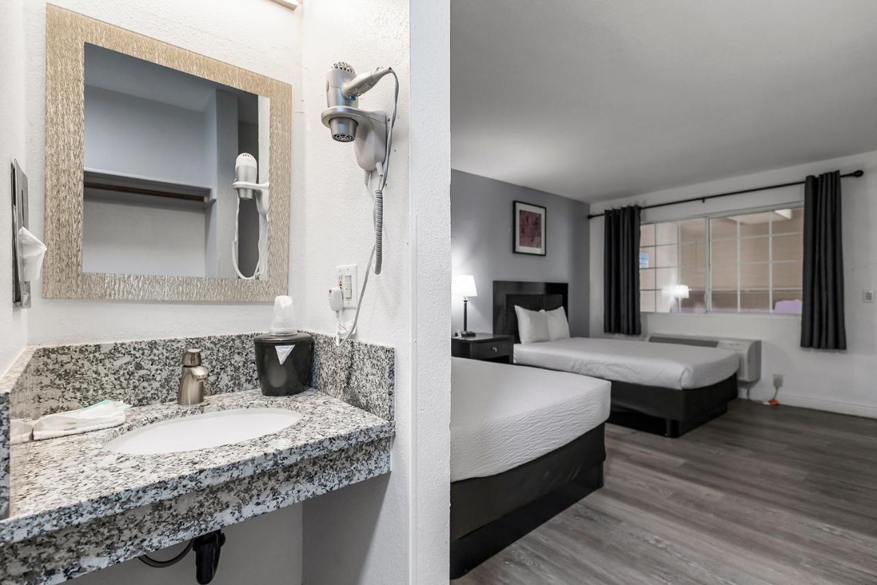 Heritage Inn Express Чико Екстериор снимка