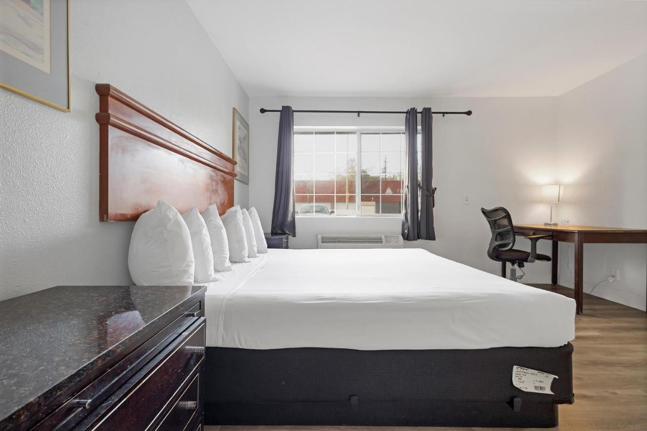 Heritage Inn Express Чико Екстериор снимка